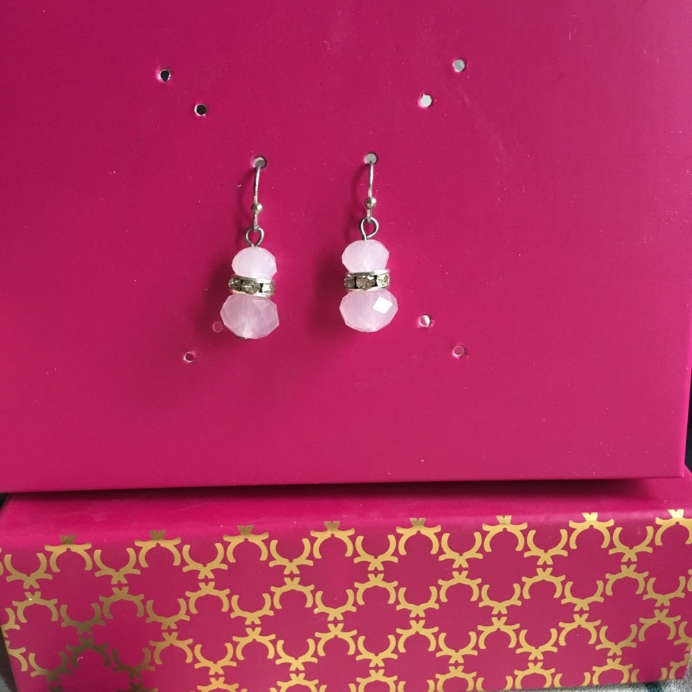 HP🌸Beautiful Earrings - Picture 2 of 5